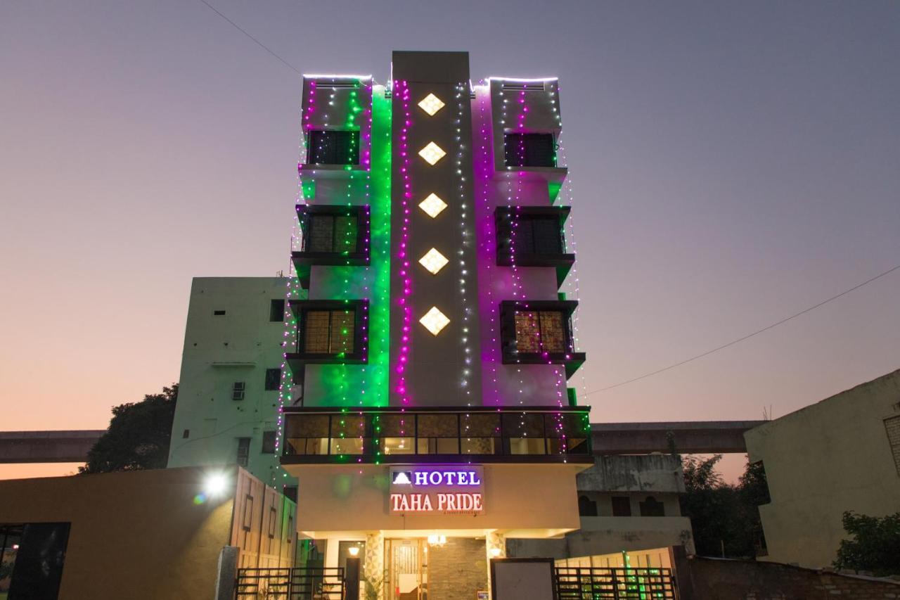 Oyo 10254 Hotel Taha Pride Nagpur Exterior foto